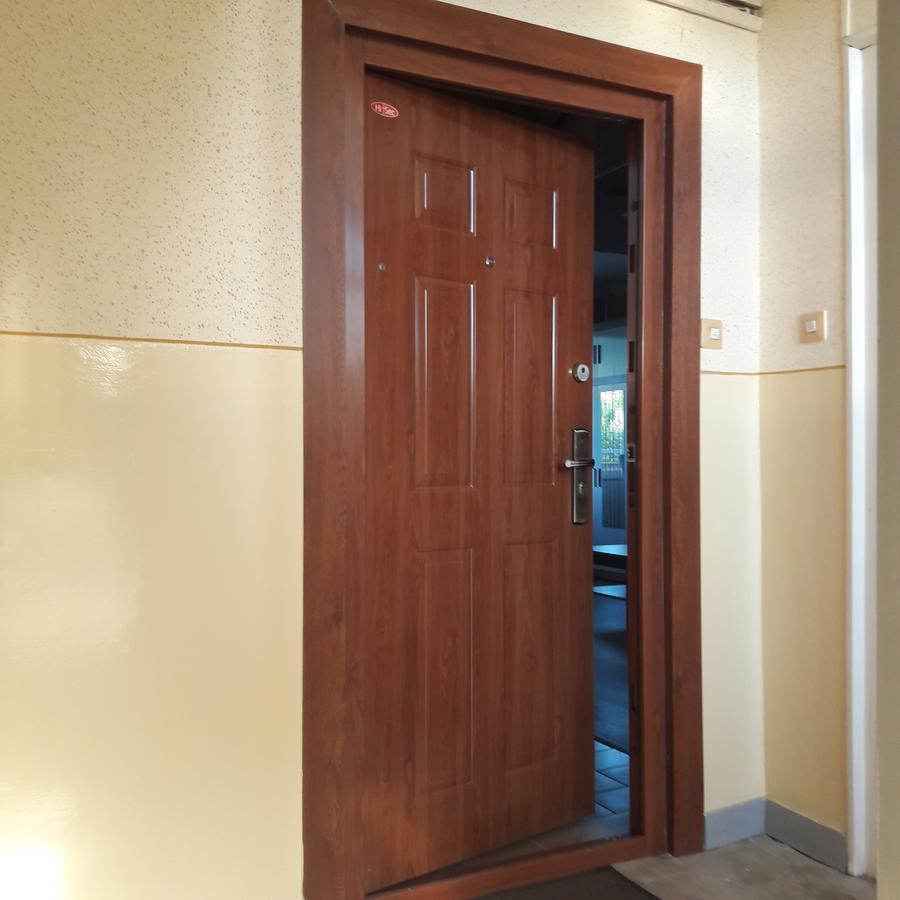Studio 18 Apartman Kazincbarcika Exterior photo